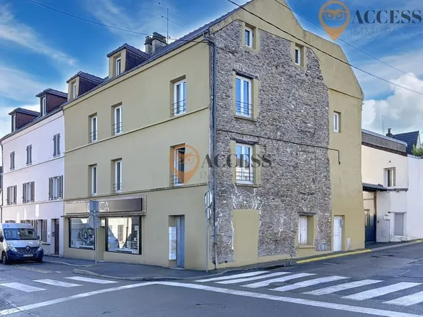 GROSLAY CENTRE - Immeuble de 5 lots en plein coeur de ville