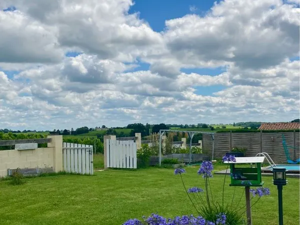Jolie maison rénovée sur les hauteurs