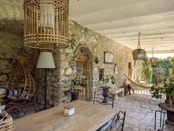 La Colle-sur-Loup - Au coeur du village