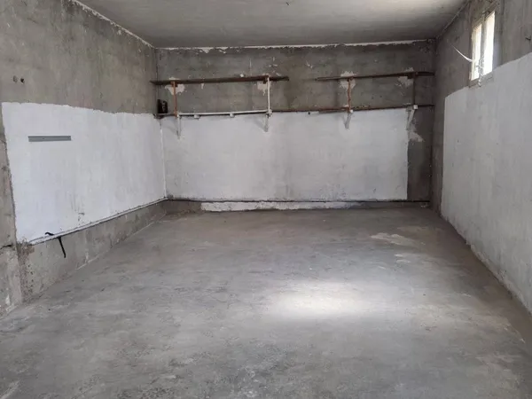 Parking 37 m²