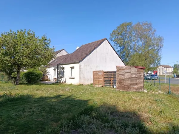 Maison de plain pied NERONDES