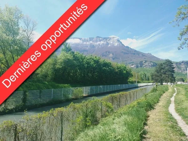 Terrain 423 m²