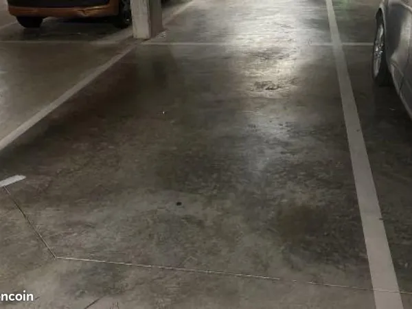 Place de parking sécurisée