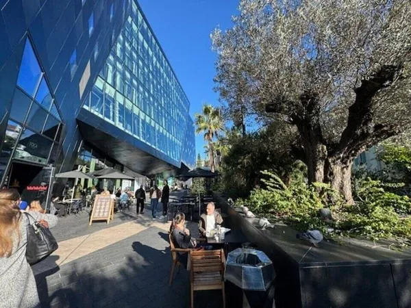 Restaurant 400 m²