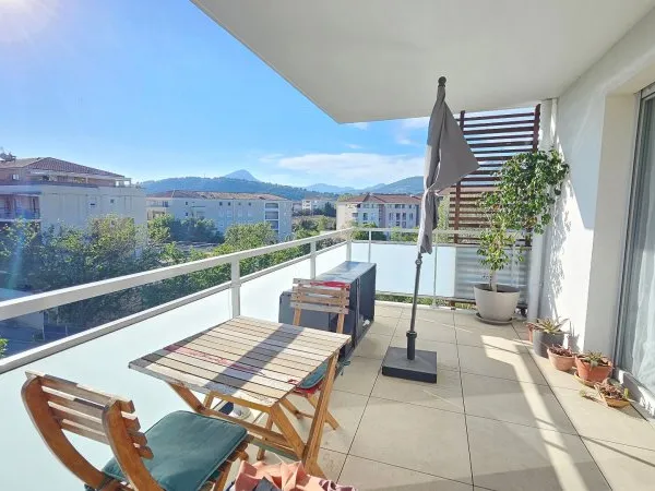 Appartement La Garde 2 pièce(s) 44.05 2 - résidence récente fermée et sécurisée