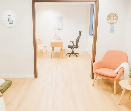 Bureau 80 m²