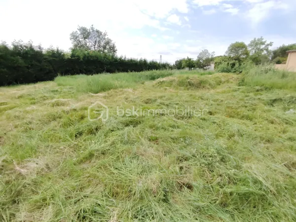 Terrain 724 m²