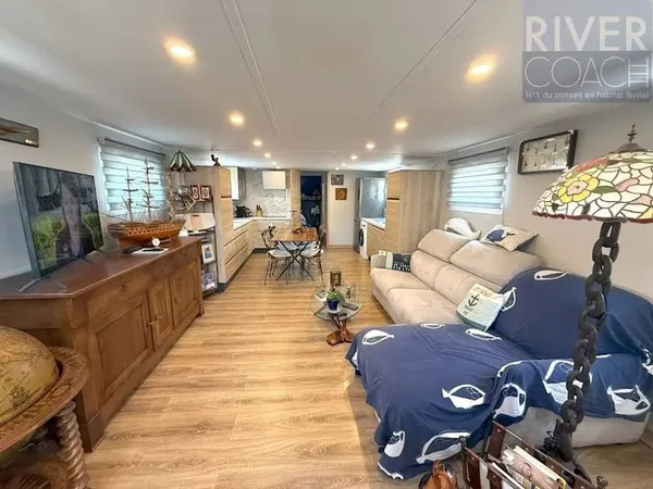 Péniche 50 m²