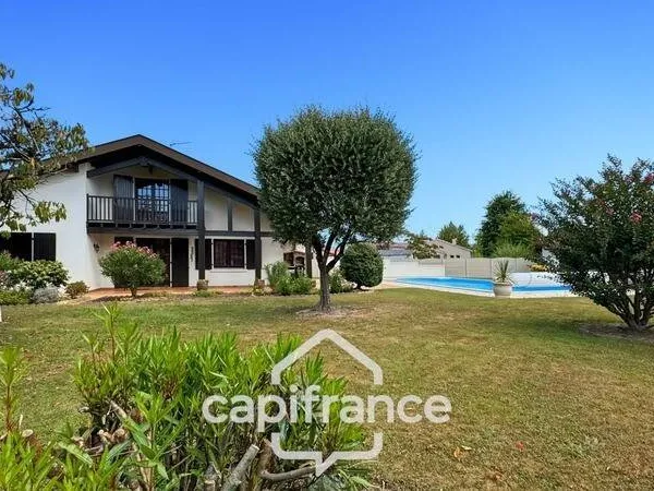 Maison 7 pièces 164 m²