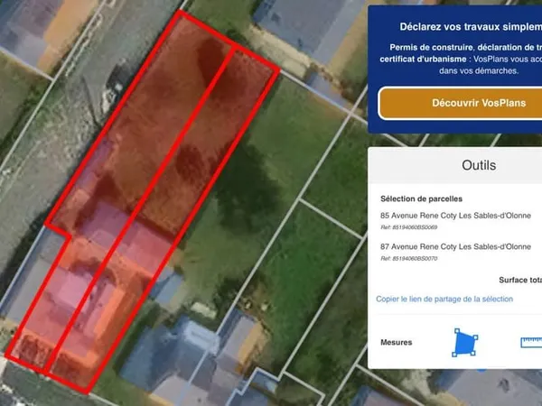 Opportunité de regrouper 2 parcelles constructibles aux Sabl