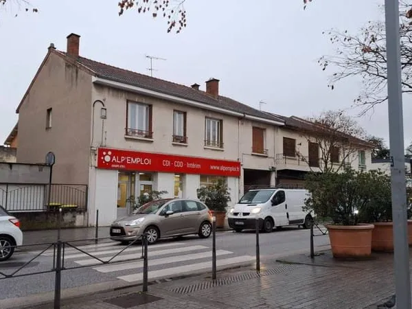 Bureaux 74 m²