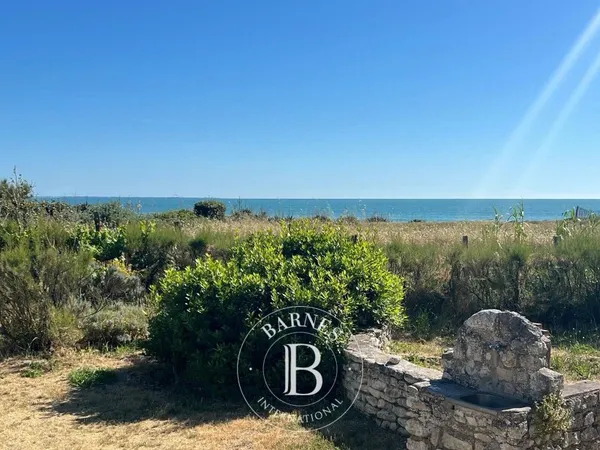ILE DE RÉ - SAINTE MARIE DE RÉ - VUE MER - LES ENSEMBERTS