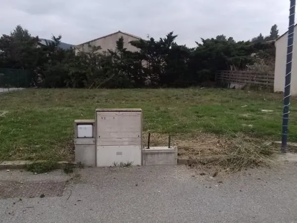 Terrain constructible 533m2 Cascastel des Corbiéres