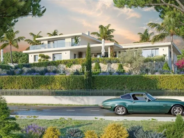 Villa 5 pièces 271 m²