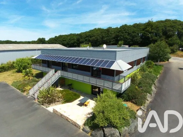 Maison avec appartements 335 m²