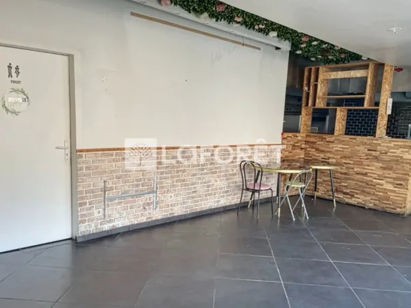 Local commercial 70 m²