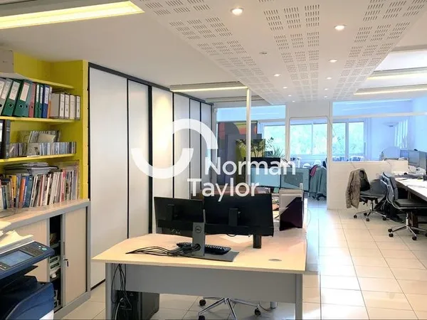 BUREAUX A VENDRE