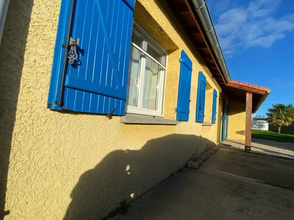 MACON 5 MINUTES DE PONT DE VAUX - MAISON PLAIN-PIED 115 M2 HAB DE 2012 - TERRAIN 1020 M2
