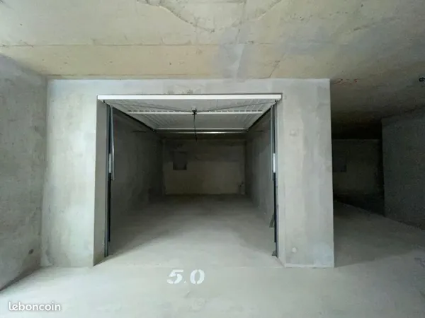 Parking/box 18 m² Reims