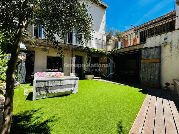 Maison Marsillargues 6 pièce(s) 255 m² + garage