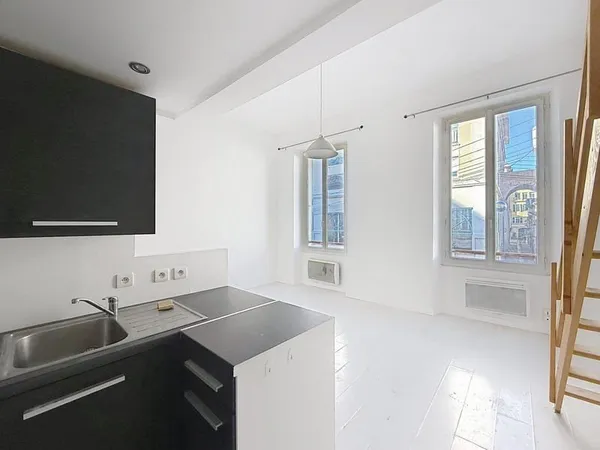 Très beau duplex au coeur du centre