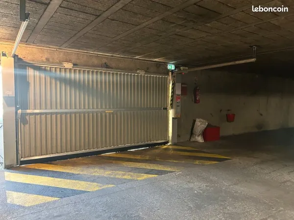 Stationnement Location Rennes   70€