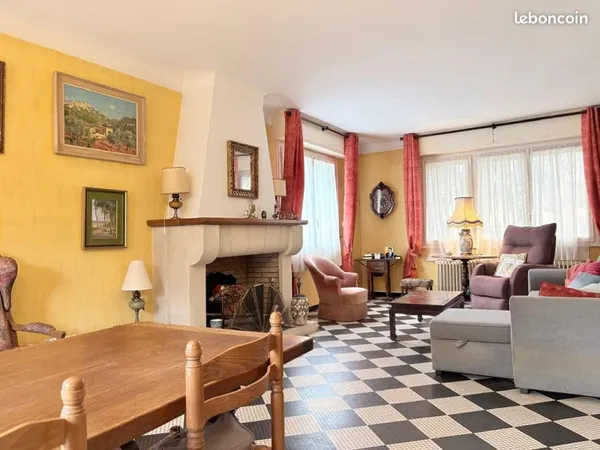 Maison 6 pièces 155 m²