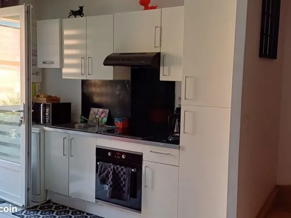 APPARTEMENT 82 m2 EN DUPLEX PROCHE GARE AVEC TERRASSE ET PARKING