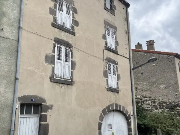 Maison avec grange