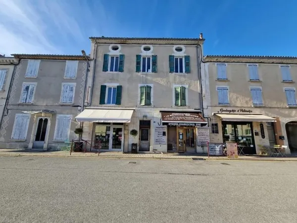 Charmant T4 meublé au coeur de Banon