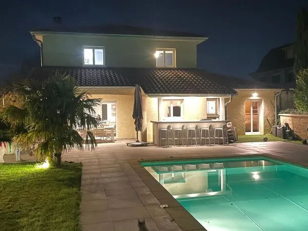 Maison 6 pièces 210 m²