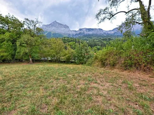 Terrain 1129 m²