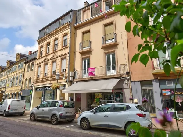 Saint-Avold: local commercial pour investissement à vendre