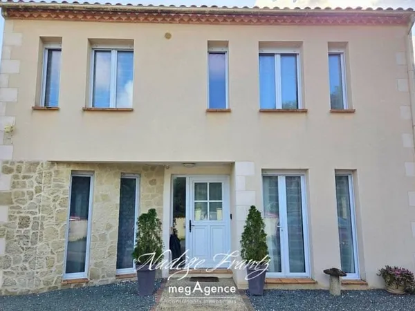 Maison 9 pièces 150 m²