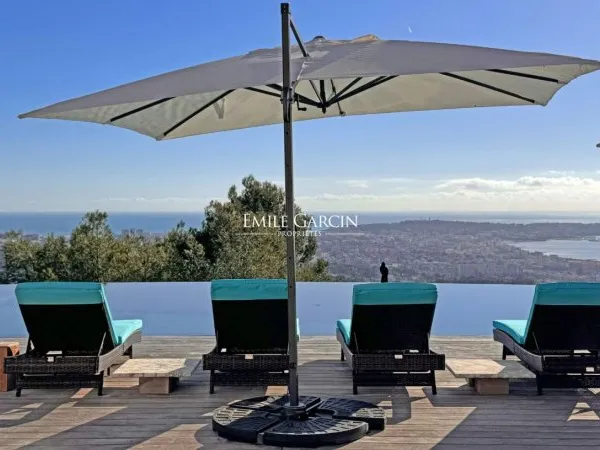 A louer, Golfe Juan, vues mer et Cap d'Antibes, Cote d'Azur, piscine