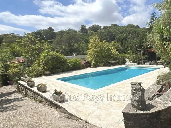 Maison 140 m²