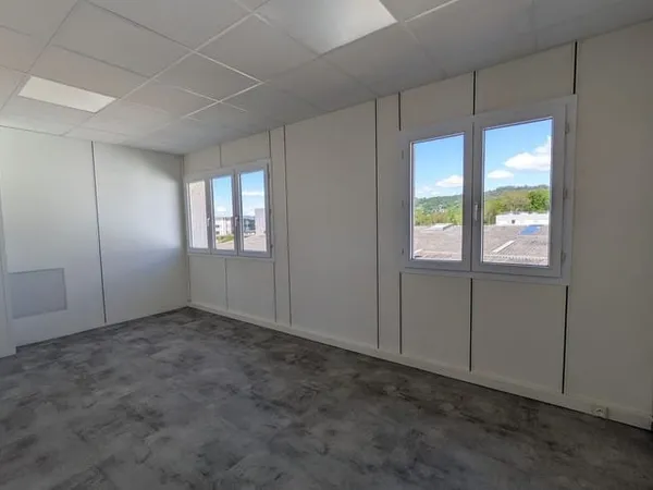 Local commercial 112 m²