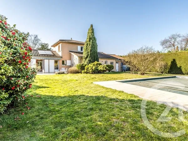 Maison 6 pièces 143 m²