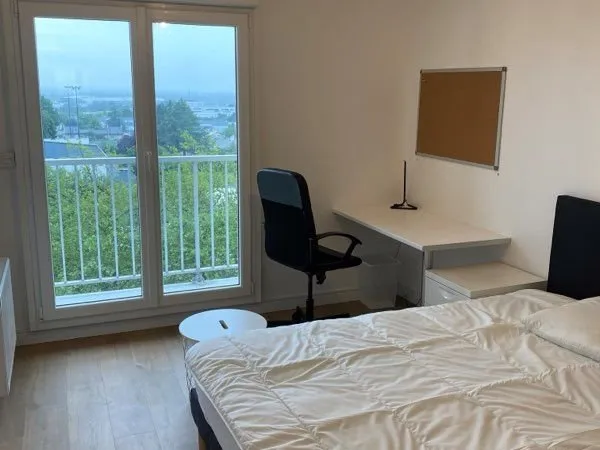 1 chambre meublée dans colocation
