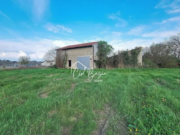 À VENDRE : Terrain Agricole 3,85 hectares exploitables avec grange - Zone A / N - SAINT PAUL