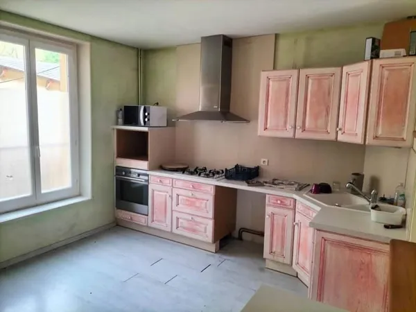 Bien immobilier de rendement Vente Blesle 6p 183m² 133100€