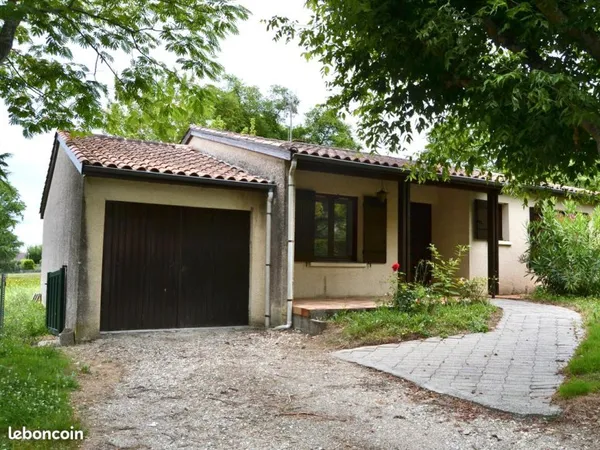 Maison à louer à Monbahus
