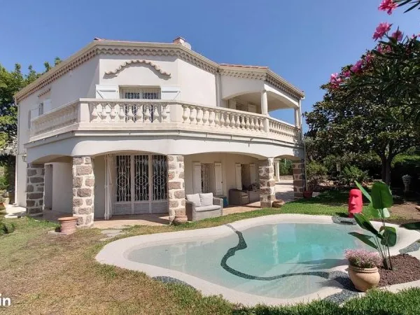 Villa 6 pièces 173 m²
