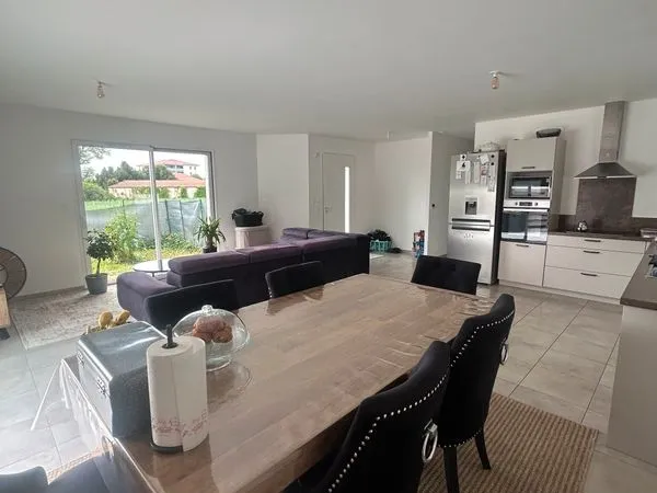 MAISON 90m² A LOUER