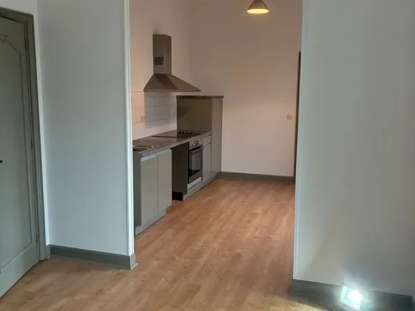 Appartement rénover cartier calme proche gare