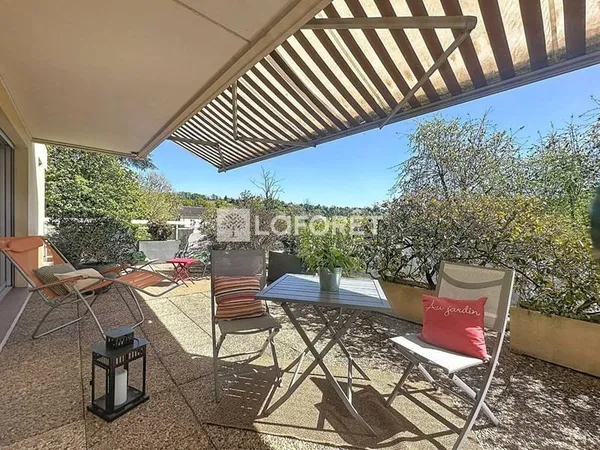 Appartement 4 pièces 94 m²