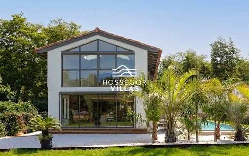 Villa 8 pièces 300 m²