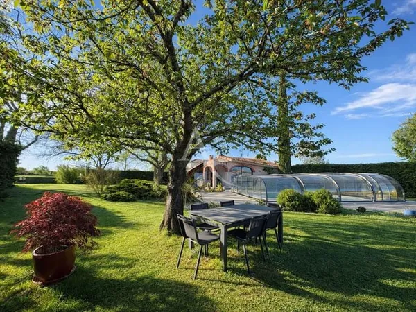 Fontenilles Belle Villa T6 + dépendance T2 dans un Parc magnifique !