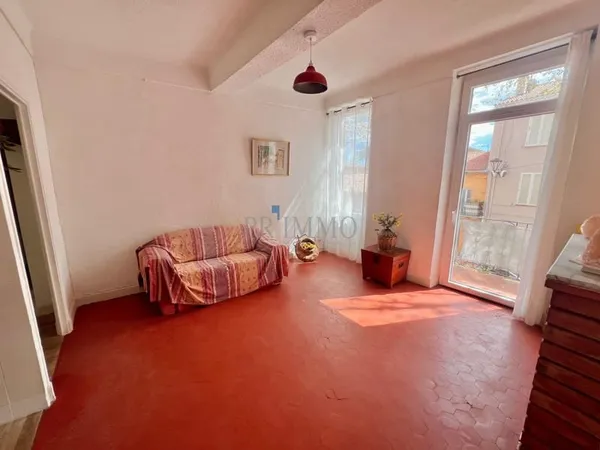 Fréjus Centre Historique appartement 3 pièces à vendre, bal