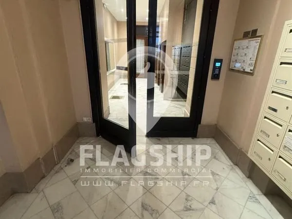 Bureaux 33 m² PARIS